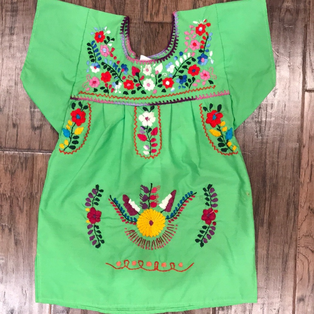 Little girls 24mo Mexican peasant dress